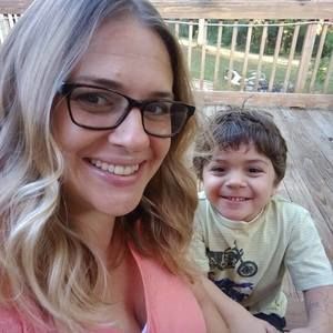 Meet your Posher, Tiffany